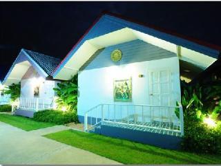Baan Chay Namm Resort Bangkok Exterior foto
